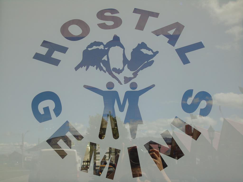 Hostal Geminis Puerto Natales Exterior photo